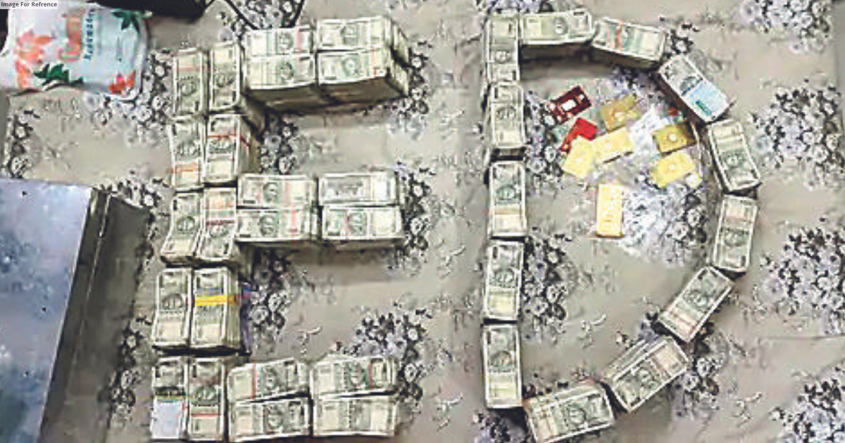 ED raids retired RAS, others in Jpr, Alwar; seizes Rs 4 cr cash